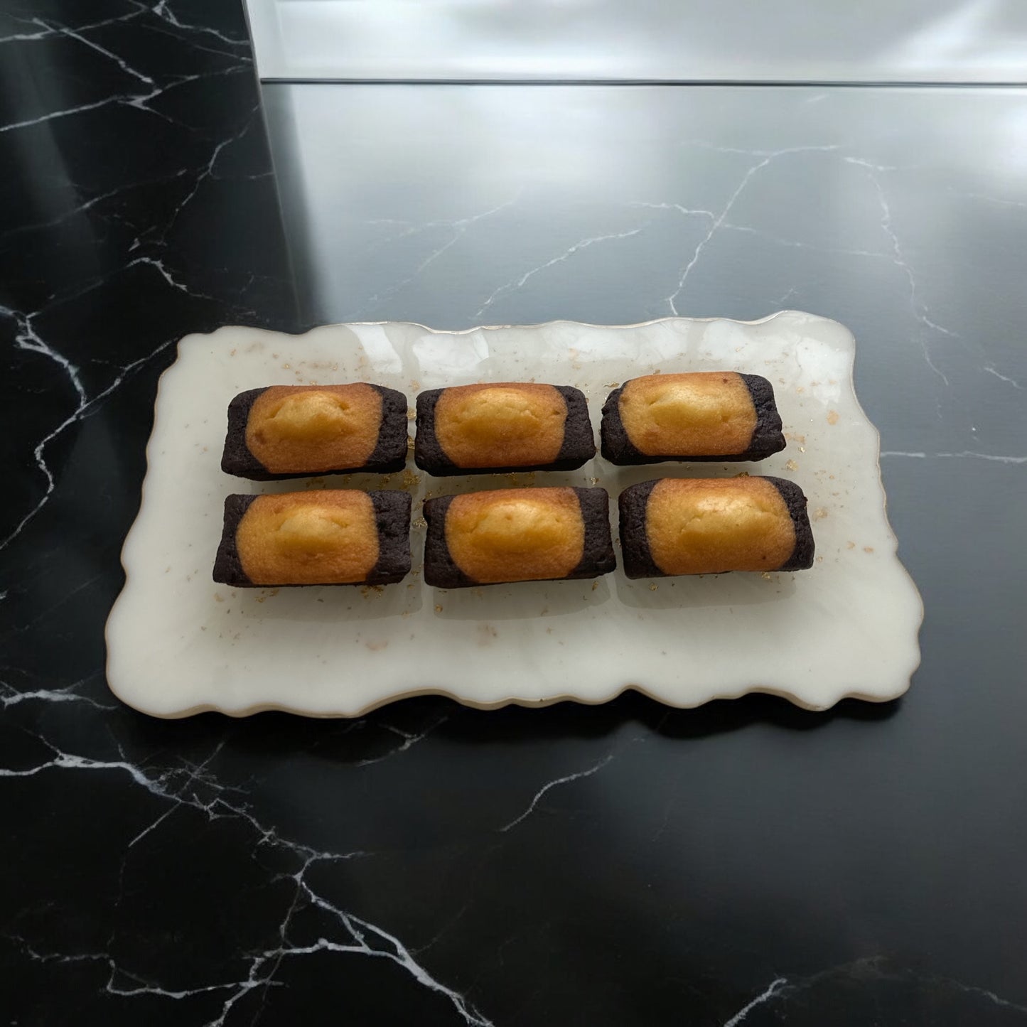 Resin-Tablet aus handgefertigten Resin - vielseitig einsetzbar und einzigartig
